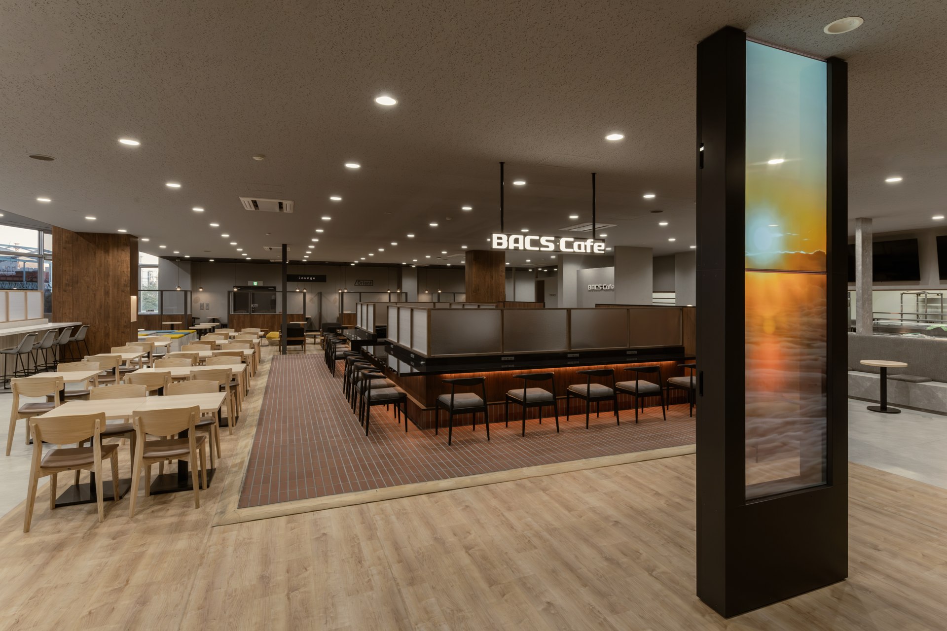 株式会社オートバックスセブン（東日本）のカフェ風スペース